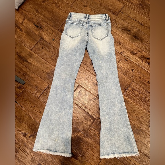 Altar’d State distressed low rise flare jeans size 1 , xs 0 - Picture 2 of 8